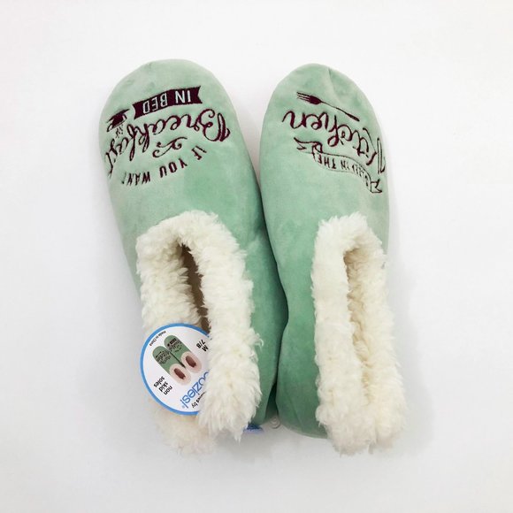 Snoozies Women's Slippers  If You Want Breakfast in Bed Sleep in Kitchen Med 7/8 - Picture 5 of 7